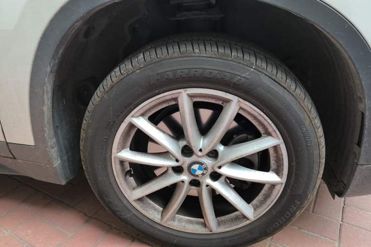 Used BMW X1 2019 sDrive18Li Fashion Model Right Front Wheel Hub