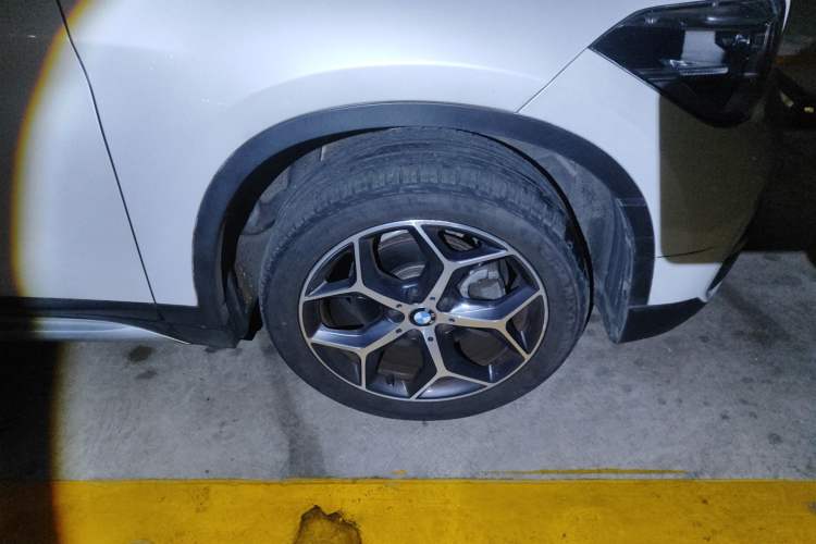 Used BMW X1 2019 sDrive18Li Premium Edition Right Front Wheel Hub
