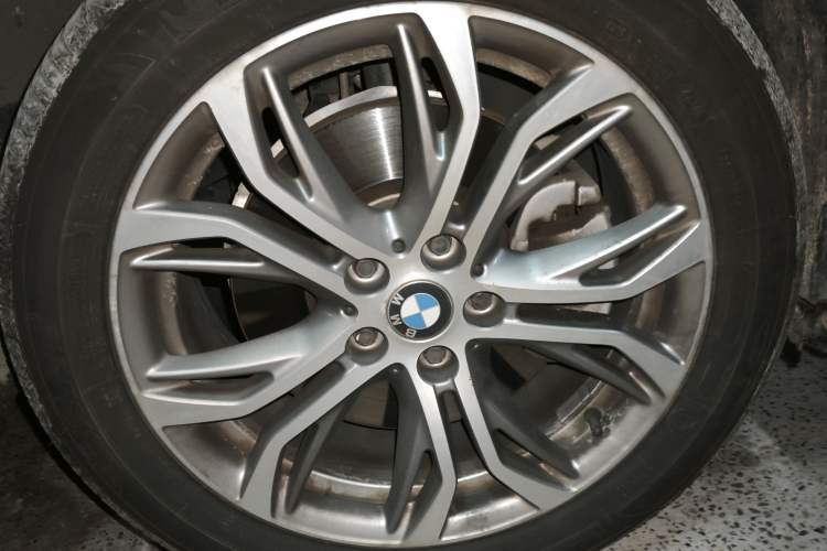 Used BMW X1 2019 sDrive20Li Leading Model Right Front Wheel Hub