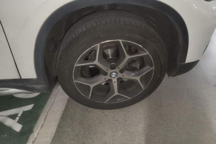 Used BMW X1 2019 sDrive18Li Premium Edition Right Front Wheel Hub
