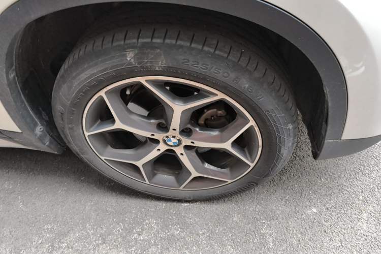 Used BMW X1 2019 sDrive18Li Premium Edition Right Front Wheel Hub