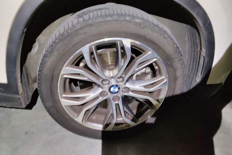 Used BMW X1 2019 sDrive20Li Leading Model Right Front Wheel Hub