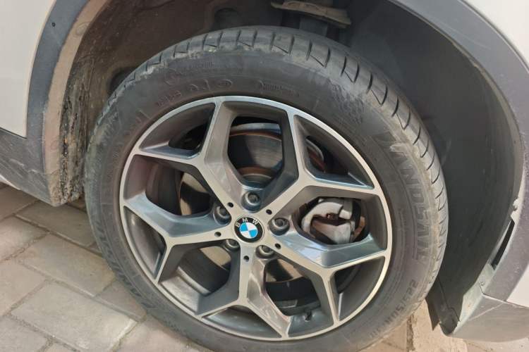 Used BMW X1 2019 xDrive20Li Luxury Model Right Front Wheel Hub