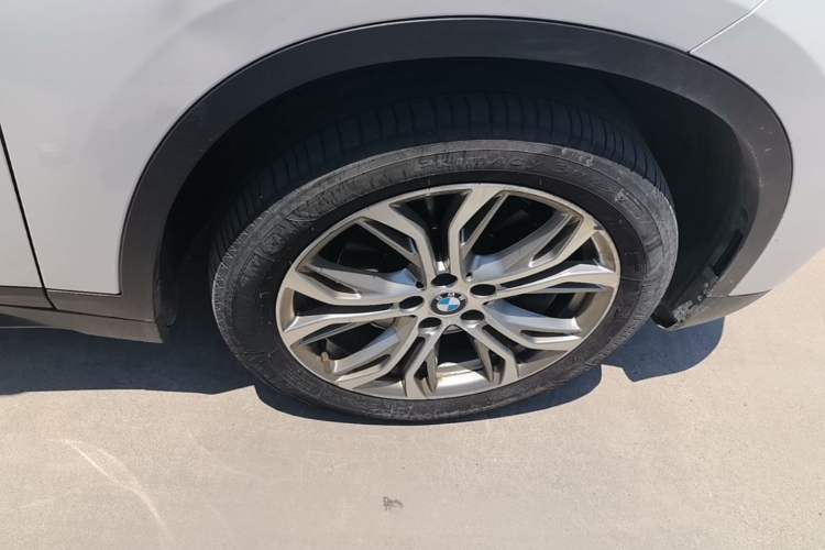 Used BMW X1 2019 sDrive20Li Leading Model Right Front Wheel Hub