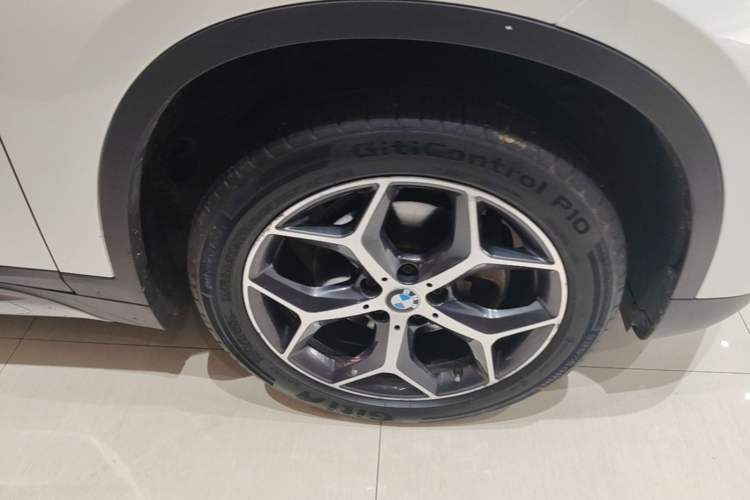 Used BMW X1 2019 sDrive18Li Premium Edition Right Front Wheel Hub