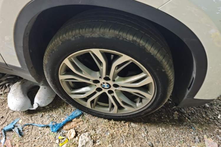 Used BMW X1 2019 sDrive20Li Leading Model Right Front Wheel Hub