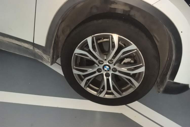 Used BMW X1 2019 sDrive20Li Leading Model Right Front Wheel Hub