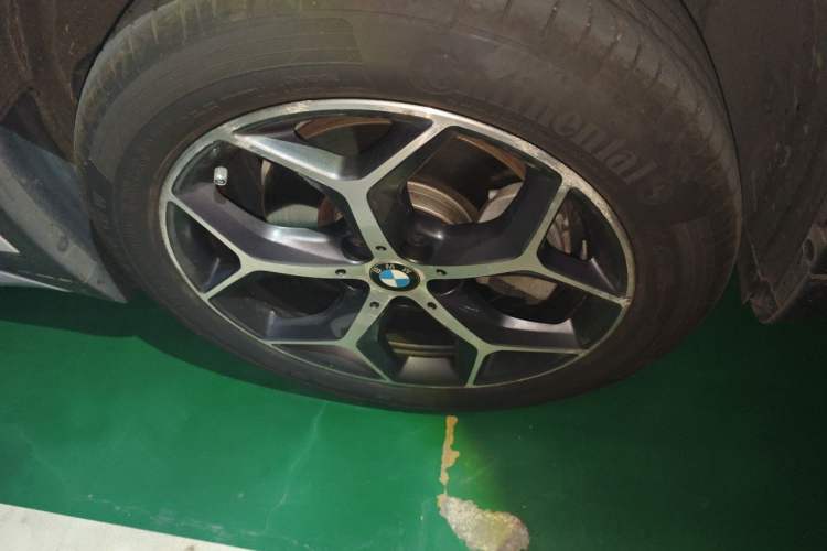 Used BMW X1 2019 xDrive20Li Luxury Model Right Front Wheel Hub