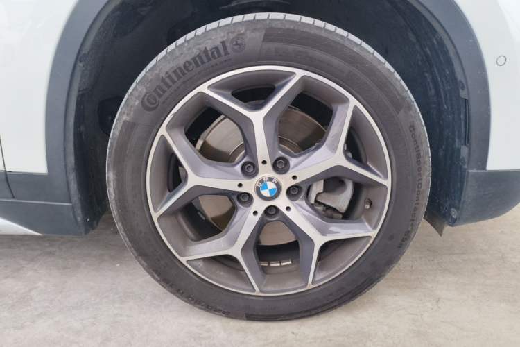 Used BMW X1 2019 xDrive20Li Luxury Model Right Front Wheel Hub