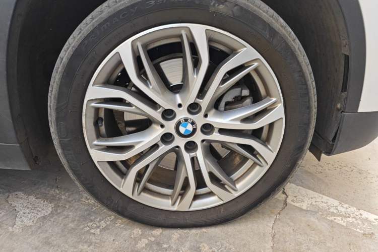 Used BMW X1 2019 sDrive20Li Leading Model Right Front Wheel Hub