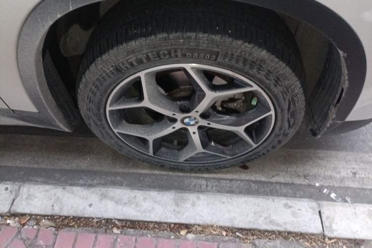 Used BMW X1 2019 sDrive18Li Premium Edition Right Front Wheel Hub
