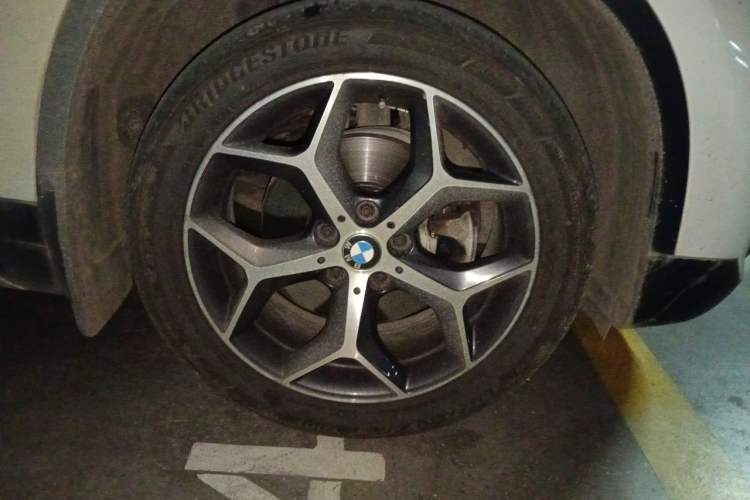 Used BMW X1 2019 sDrive18Li Premium Edition Right Front Wheel Hub