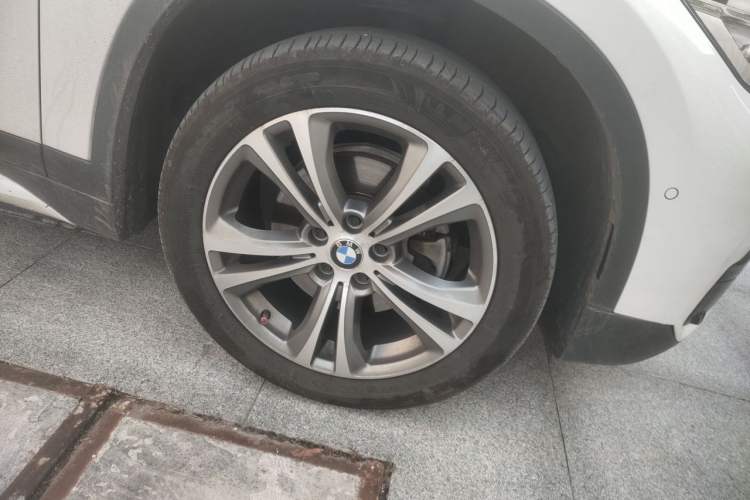 Used BMW X1 2019 sDrive18Li Premium Edition Right Front Wheel Hub