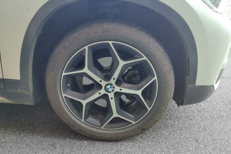 Used BMW X1 2019 sDrive18Li Premium Edition Right Front Wheel Hub
