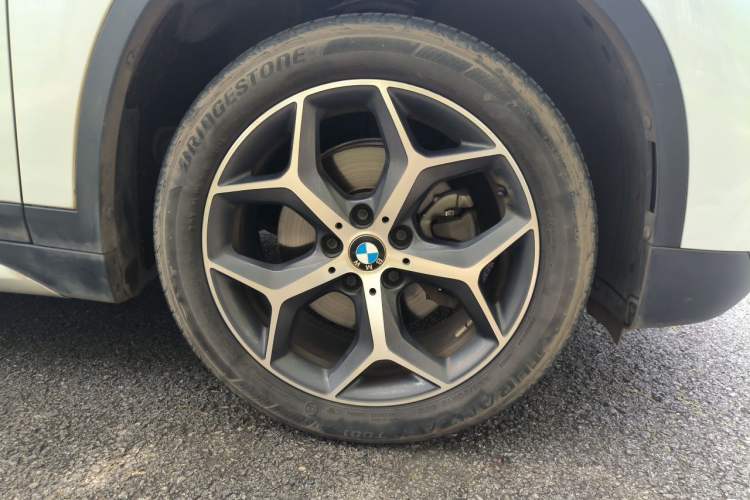 Used BMW X1 2019 sDrive18Li Premium Edition Right Front Wheel Hub
