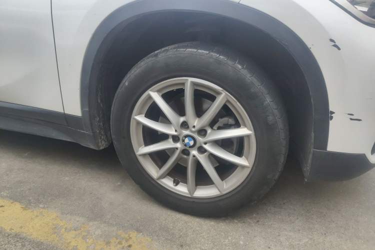 Used BMW X1 2019 sDrive18Li Fashion Model Right Front Wheel Hub
