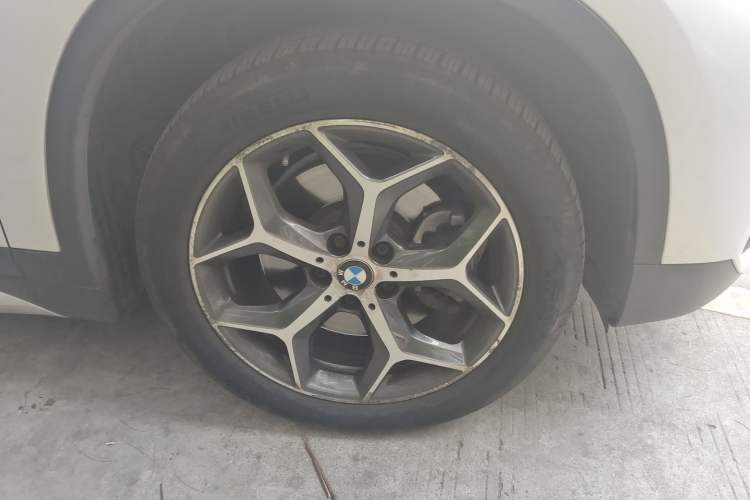 Used BMW X1 2019 xDrive20Li Luxury Model Right Front Wheel Hub