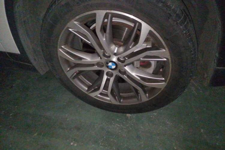 Used BMW X1 2019 sDrive20Li Leading Model Right Front Wheel Hub