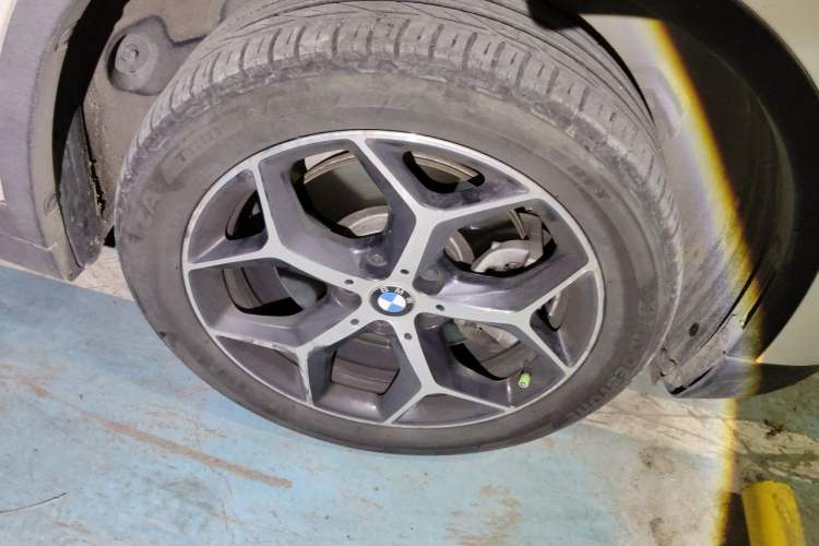 Used BMW X1 2019 xDrive20Li Luxury Model Right Front Wheel Hub