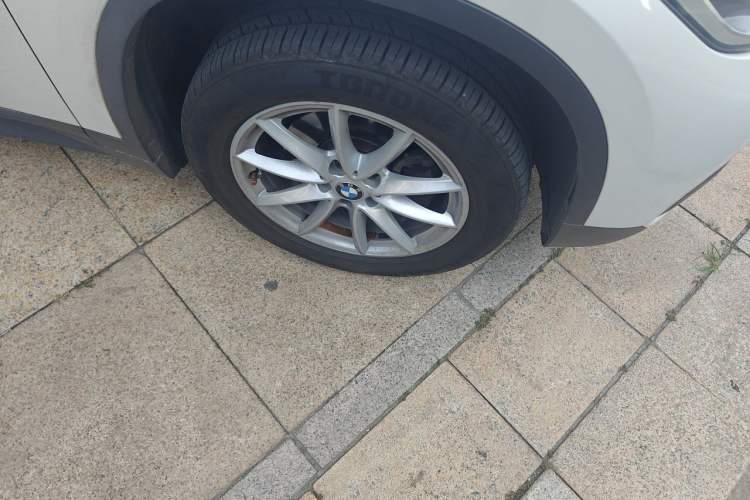Used BMW X1 2019 sDrive18Li Fashion Model Right Front Wheel Hub
