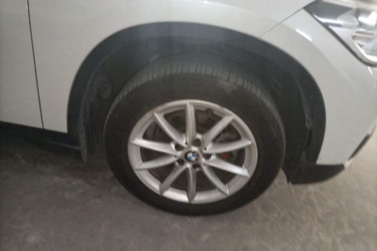 Used BMW X1 2019 sDrive18Li Fashion Model Right Front Wheel Hub