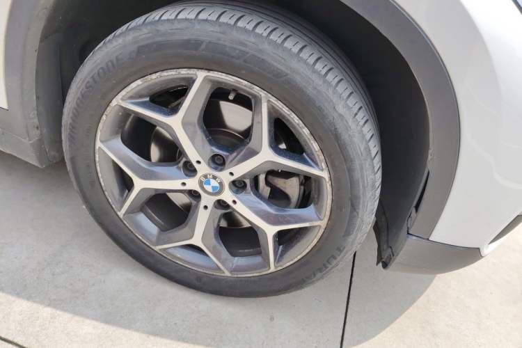 Used BMW X1 2019 xDrive20Li Luxury Model Right Front Wheel Hub