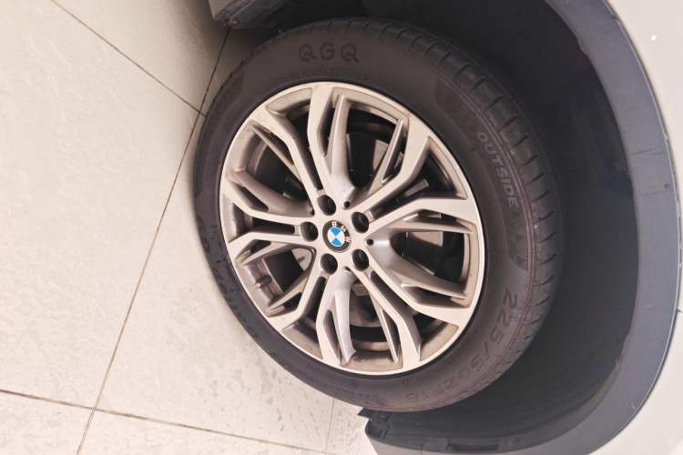 Used BMW X1 2019 sDrive20Li Leading Model Right Front Wheel Hub