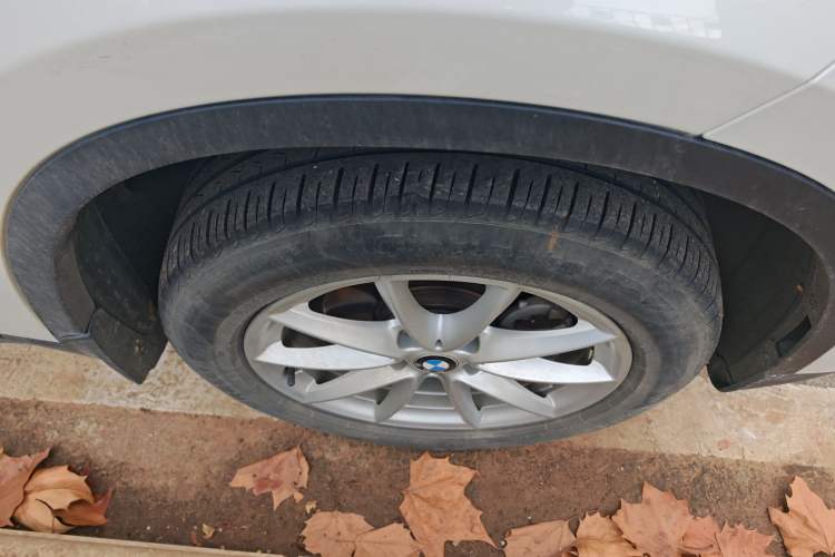 Used BMW X1 2019 sDrive18Li Fashion Model Right Front Wheel Hub