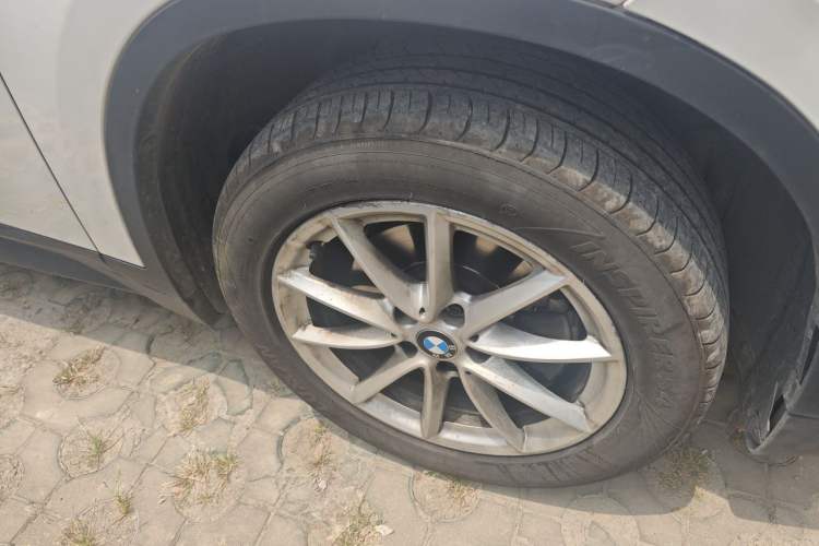 Used BMW X1 2019 sDrive18Li Fashion Model Right Front Wheel Hub