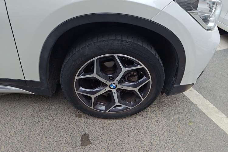 Used BMW X1 2019 sDrive18Li Premium Edition Right Front Wheel Hub