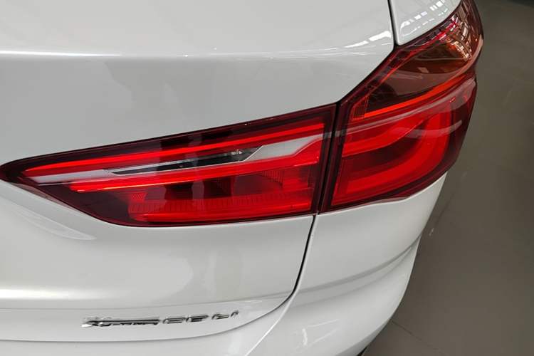 Used BMW X1 2019 xDrive20Li Luxury Model Right Rear Taillight