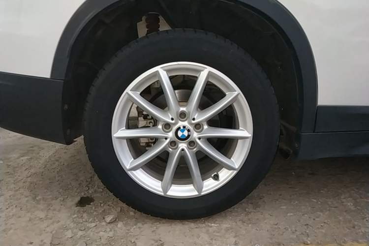 Used BMW X1 2019 sDrive18Li Fashion Model Right Rear Wheel Hub