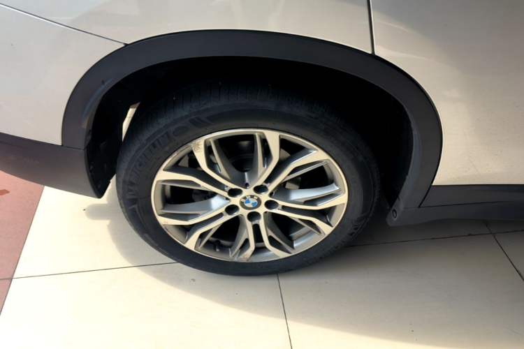 Used BMW X1 2019 sDrive20Li Leading Model Right Rear Wheel Hub