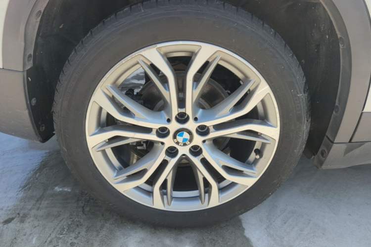 Used BMW X1 2019 sDrive20Li Leading Model Right Rear Wheel Hub