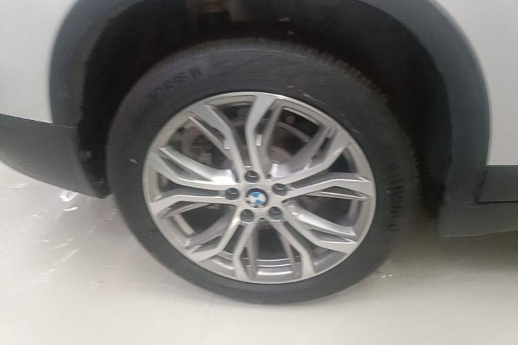 Used BMW X1 2019 sDrive20Li Leading Model Right Rear Wheel Hub