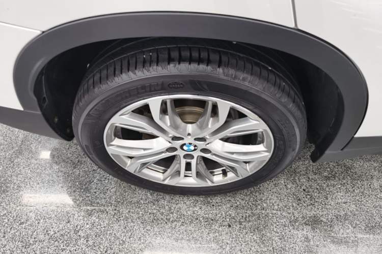 Used BMW X1 2019 sDrive20Li Leading Model Right Rear Wheel Hub