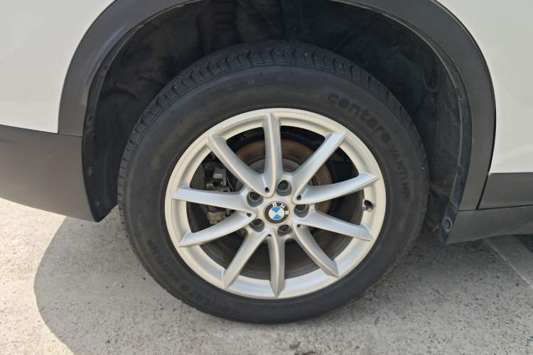 Used BMW X1 2019 sDrive18Li Fashion Model Right Rear Wheel Hub