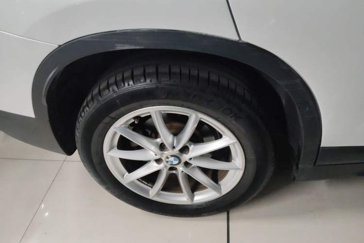 Used BMW X1 2019 sDrive18Li Fashion Model Right Rear Wheel Hub
