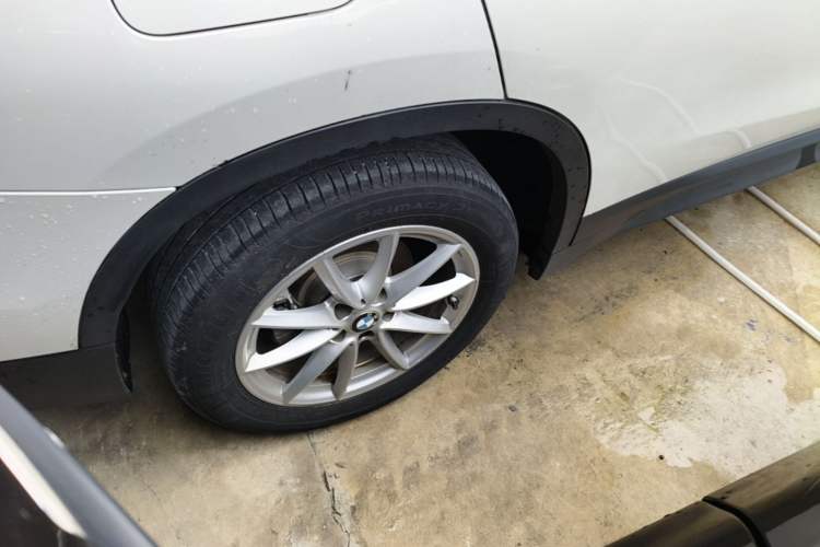 Used BMW X1 2019 sDrive18Li Fashion Model Right Rear Wheel Hub