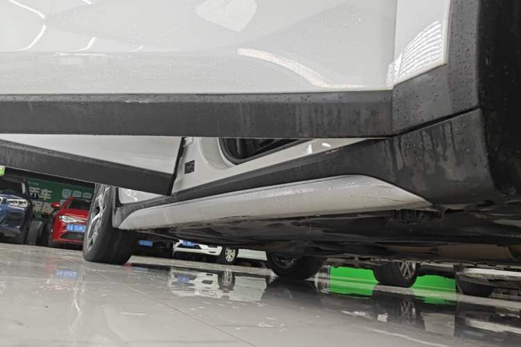 Used BMW X1 2019 xDrive20Li Luxury Model Right Side Sill