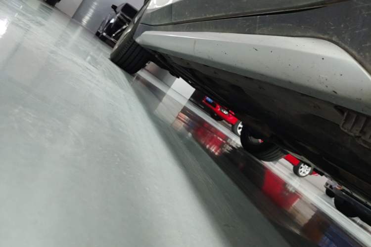 Used BMW X1 2019 sDrive18Li Premium Edition Right Side Sill