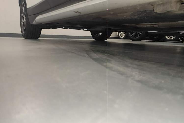 Used BMW X1 2019 sDrive18Li Premium Edition Right Side Sill