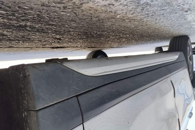Used BMW X1 2019 sDrive18Li Premium Edition Right Side Sill