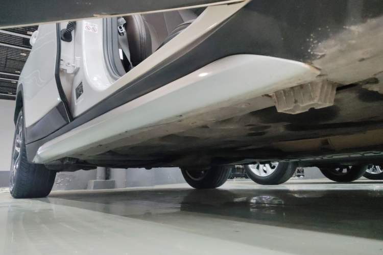 Used BMW X1 2019 xDrive20Li Luxury Model Right Side Sill
