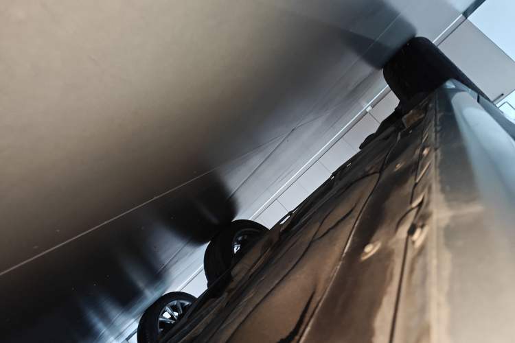 Used BMW X1 2019 sDrive18Li Premium Edition Right Side Sill