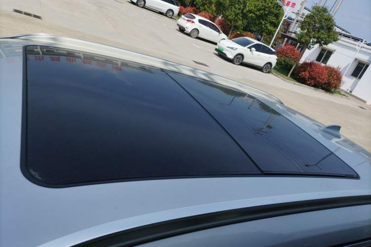 Used BMW X1 2019 sDrive18Li Premium Edition Roof
