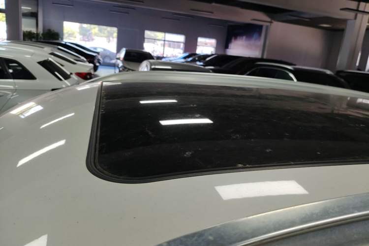 Used BMW X1 2019 sDrive18Li Premium Edition Roof