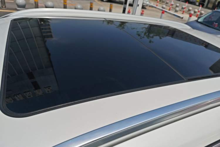 Used BMW X1 2019 sDrive18Li Premium Edition Roof