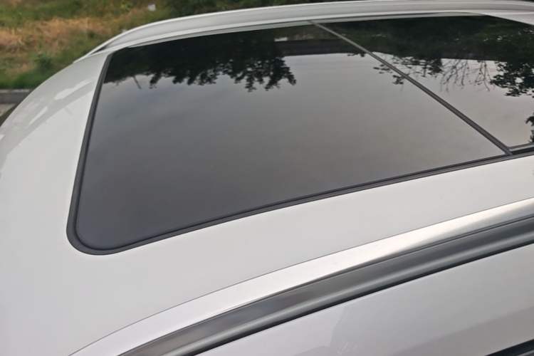 Used BMW X1 2019 sDrive18Li Premium Edition Roof