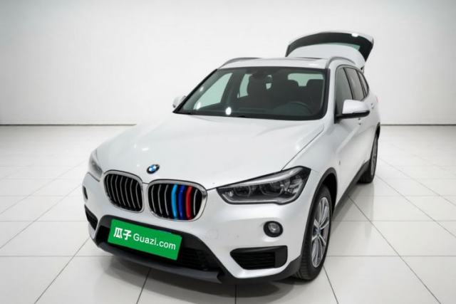 BMW X1 2019 sDrive20Li Leading Model usado